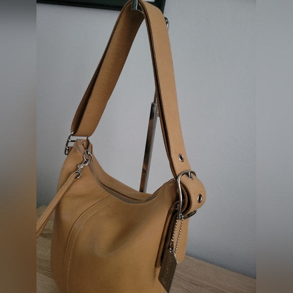 Vintage Coach Legacy Slim Convertible Leather Purse - Picture 5 of 10